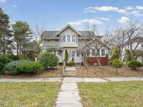 909 Prospect Avenue, Toledo, OH 43606