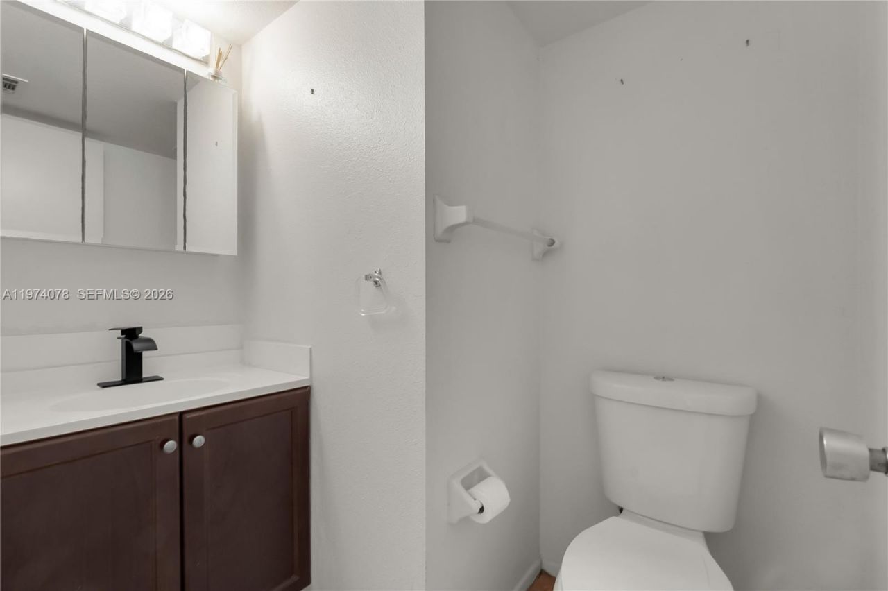 1550 SE Dewberry Ct, Port Saint Lucie, FL 34952 Photo