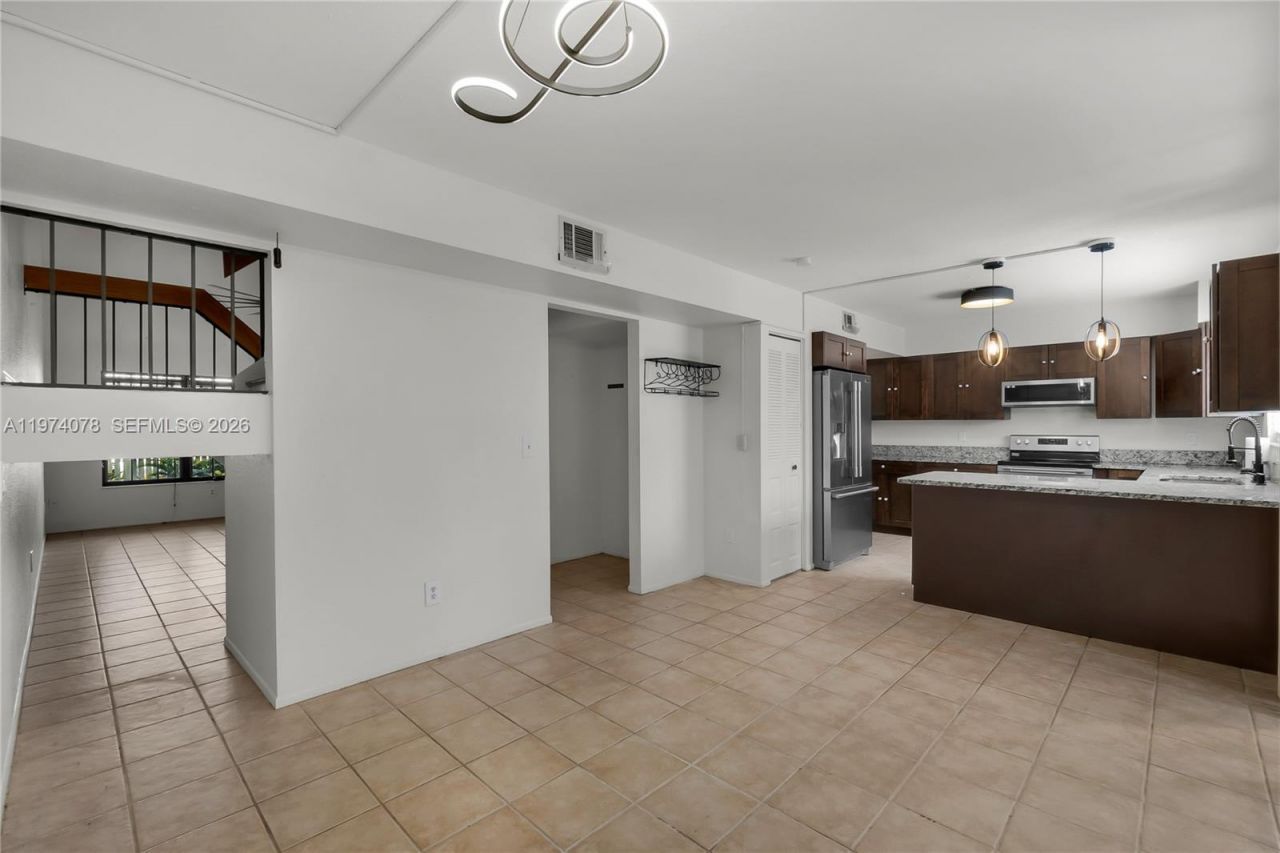 1550 SE Dewberry Ct, Port Saint Lucie, FL 34952 Photo