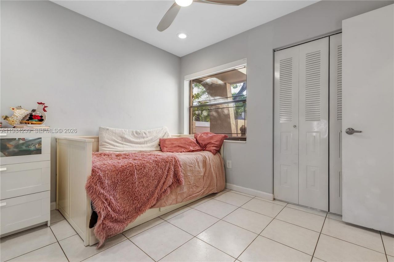 5321 SW 153rd Pl S , Miami, FL 33185 Photo