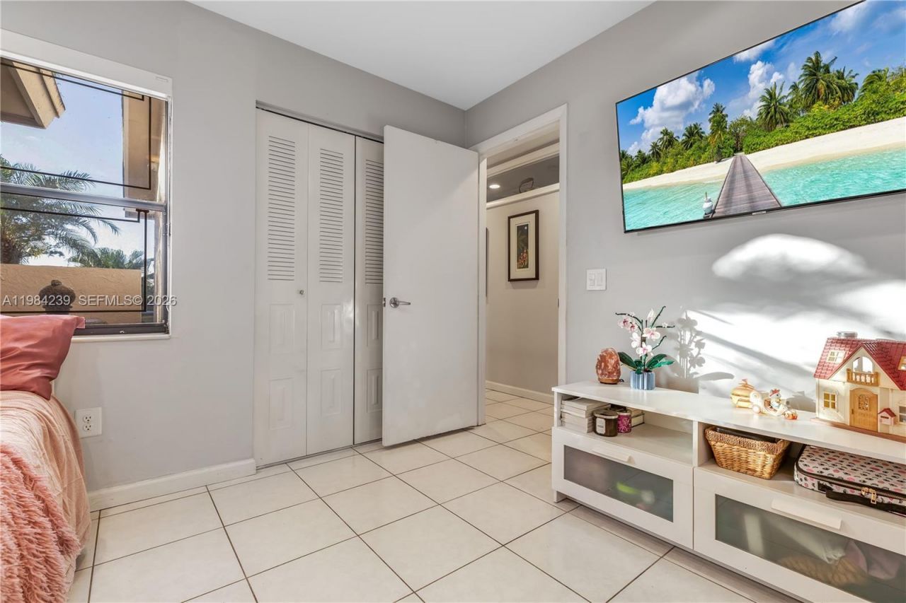 5321 SW 153rd Pl S , Miami, FL 33185 Photo