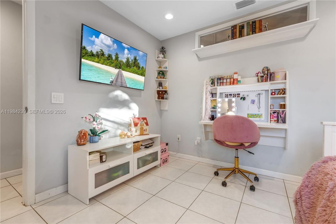 5321 SW 153rd Pl S , Miami, FL 33185 Photo