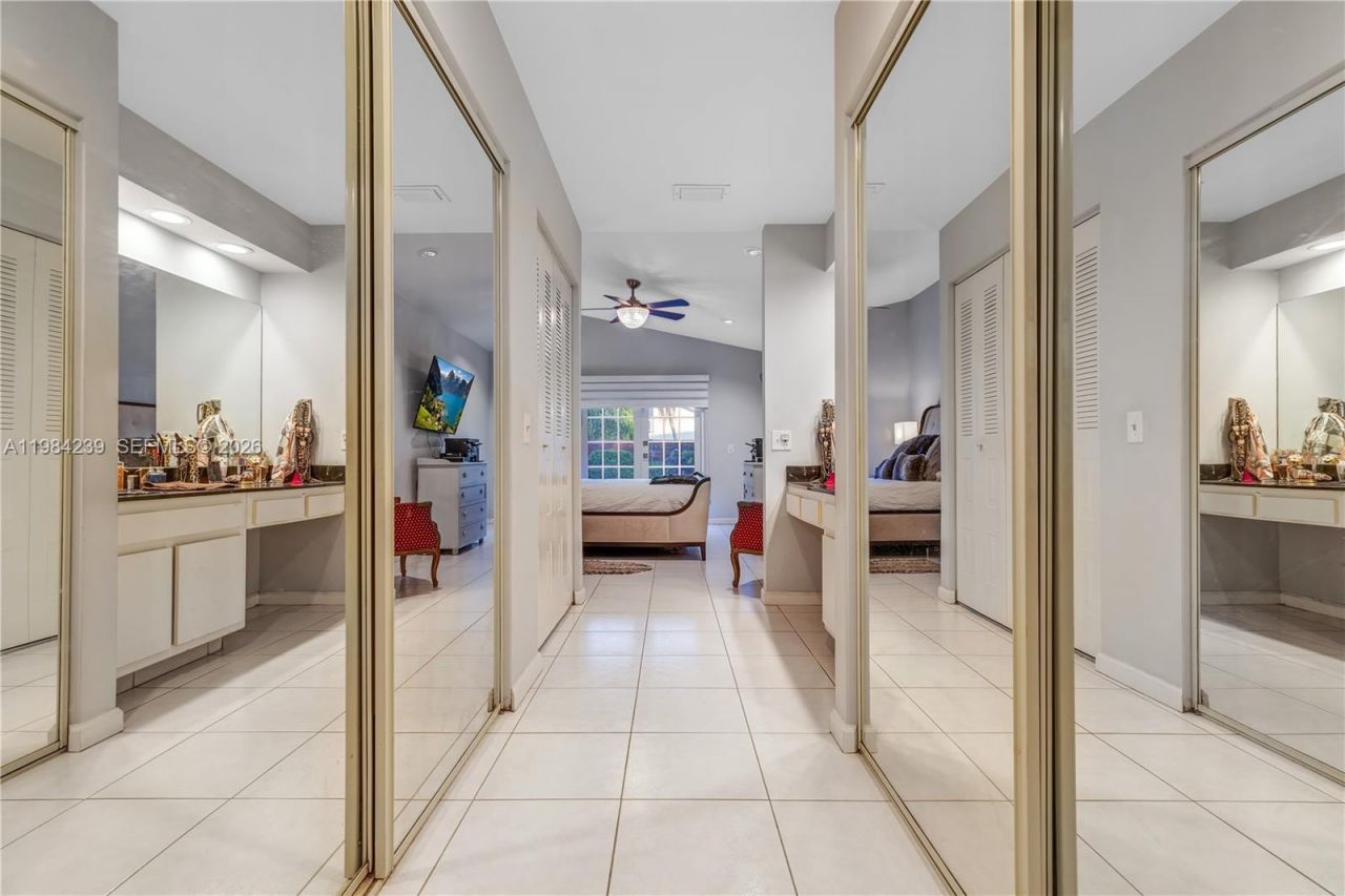 5321 SW 153rd Pl S , Miami, FL 33185 Photo