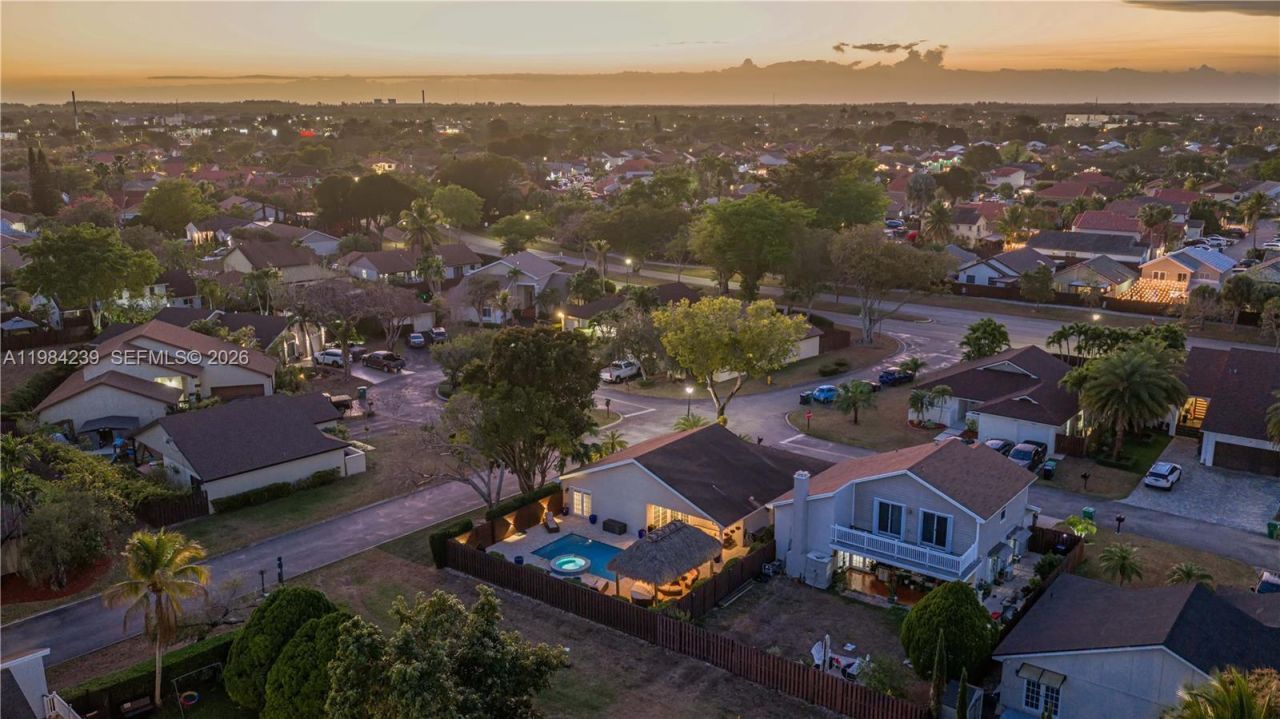 5321 SW 153rd Pl S , Miami, FL 33185 Photo