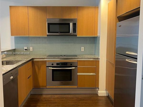 1050 Brickell Ave , Unit 3122, Miami, FL 33131