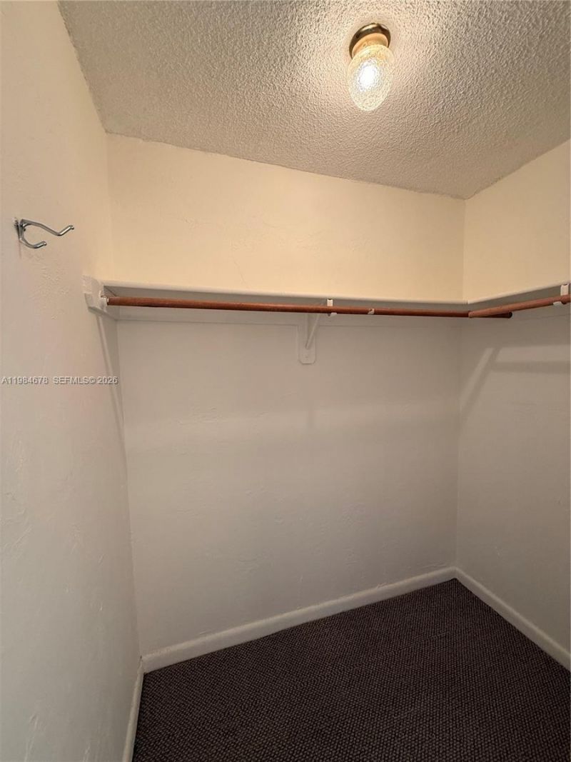 3860 NE 170th St, Unit 304, North Miami Beach, FL 33160 Photo