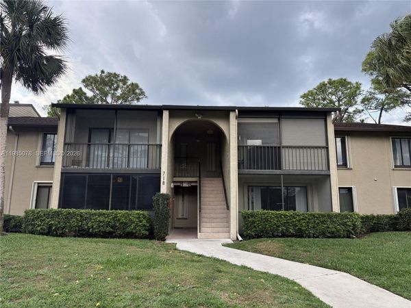 718 Sunny Pine Way , Unit F2, Green Acres, FL 33415