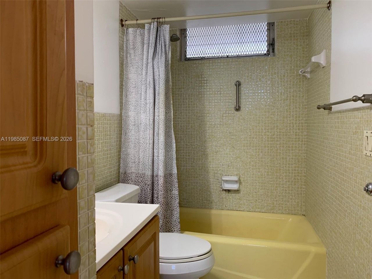 2859 Leonard Dr , Unit G510, Aventura, FL 33160 Photo