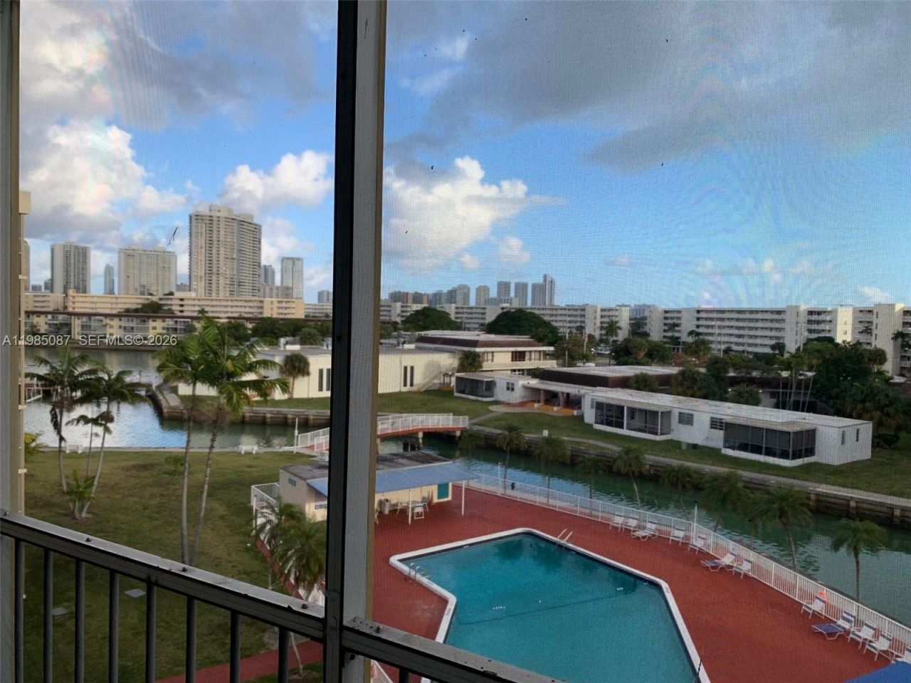 2859 Leonard Dr , Unit G510, Aventura, FL 33160 Photo