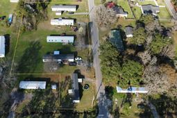 23-73 Newton Trail  photo 4