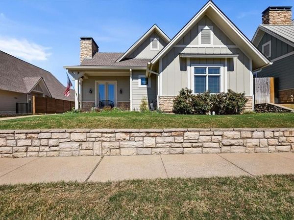 14621 Twin Pines Lane, Lindale, TX 75771