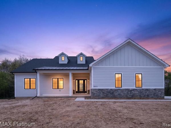 3073 Gecko Trail E, Putnam Twp, MI 48169