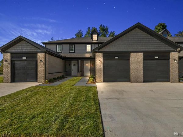 51420 Marlin Drive, Chesterfield Twp, MI 48051