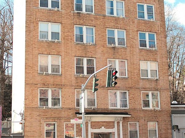 625 S Broadway , Yonkers, NY 10705