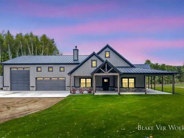 360 12 Mile Road, Remus, MI 49340