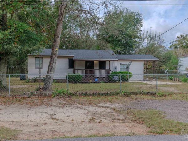 825 Booker Ave, Cantonment, FL 32533
