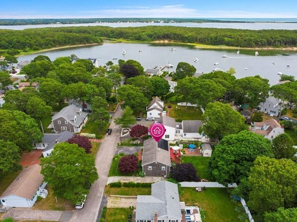 63 Ellsworth Dr, Falmouth, MA 02536