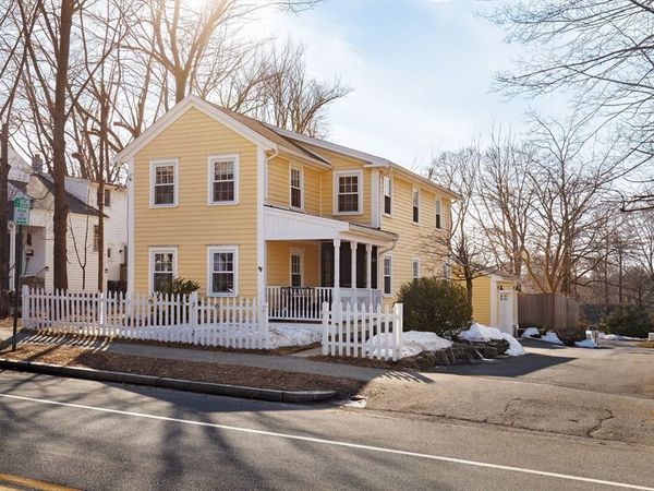 36 High Street, Andover, MA 01810