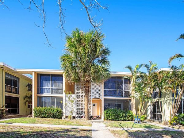 10215 MANATEE AVENUE W, Unit 7, BRADENTON, FL 34209