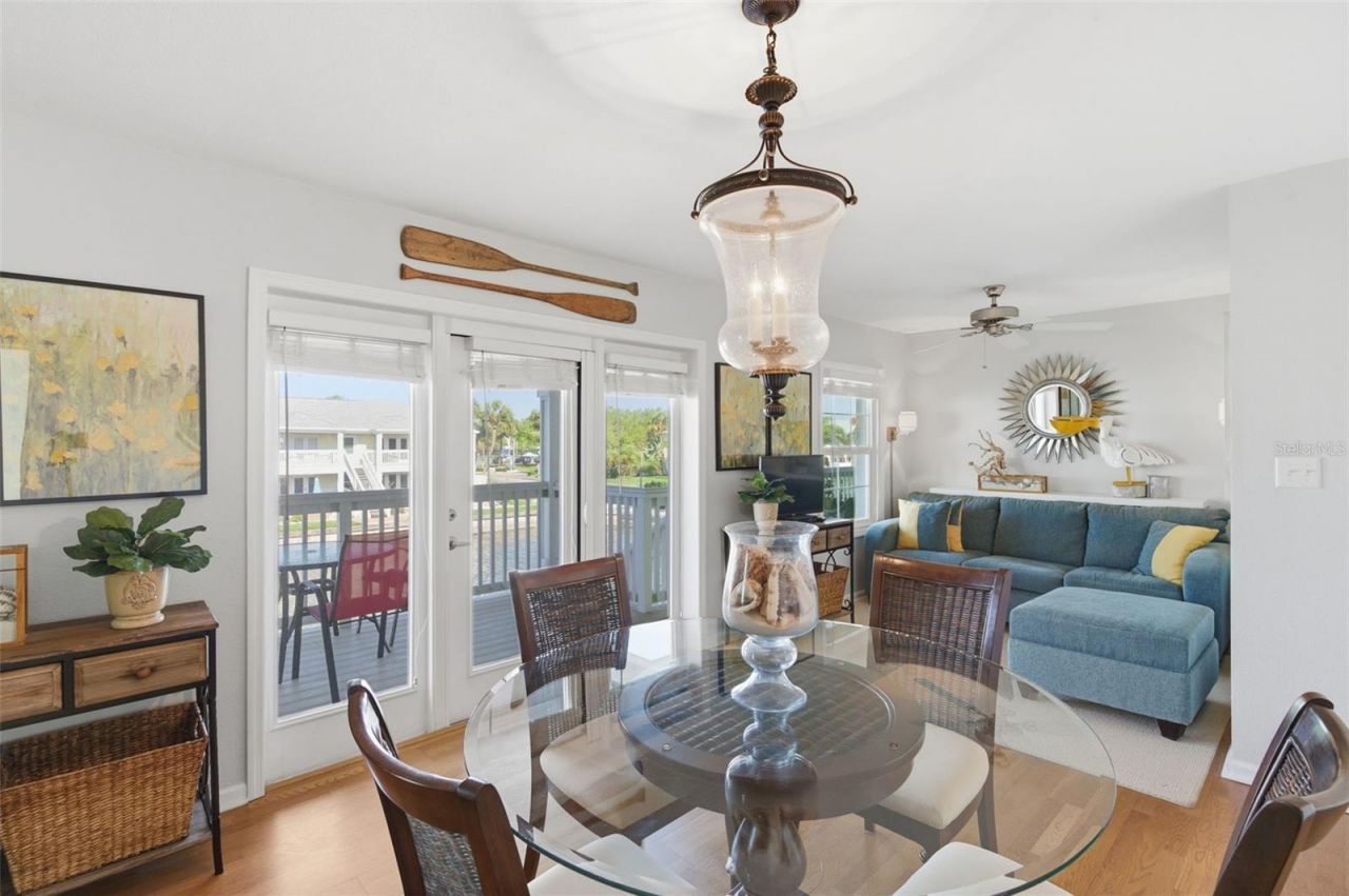 5005 Coquina Key Drive Se, Unit E, Saint Petersburg, FL 33705 Photo