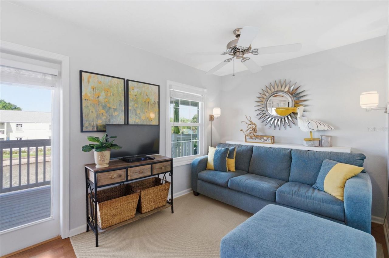 5005 Coquina Key Drive Se, Unit E, Saint Petersburg, FL 33705 Photo