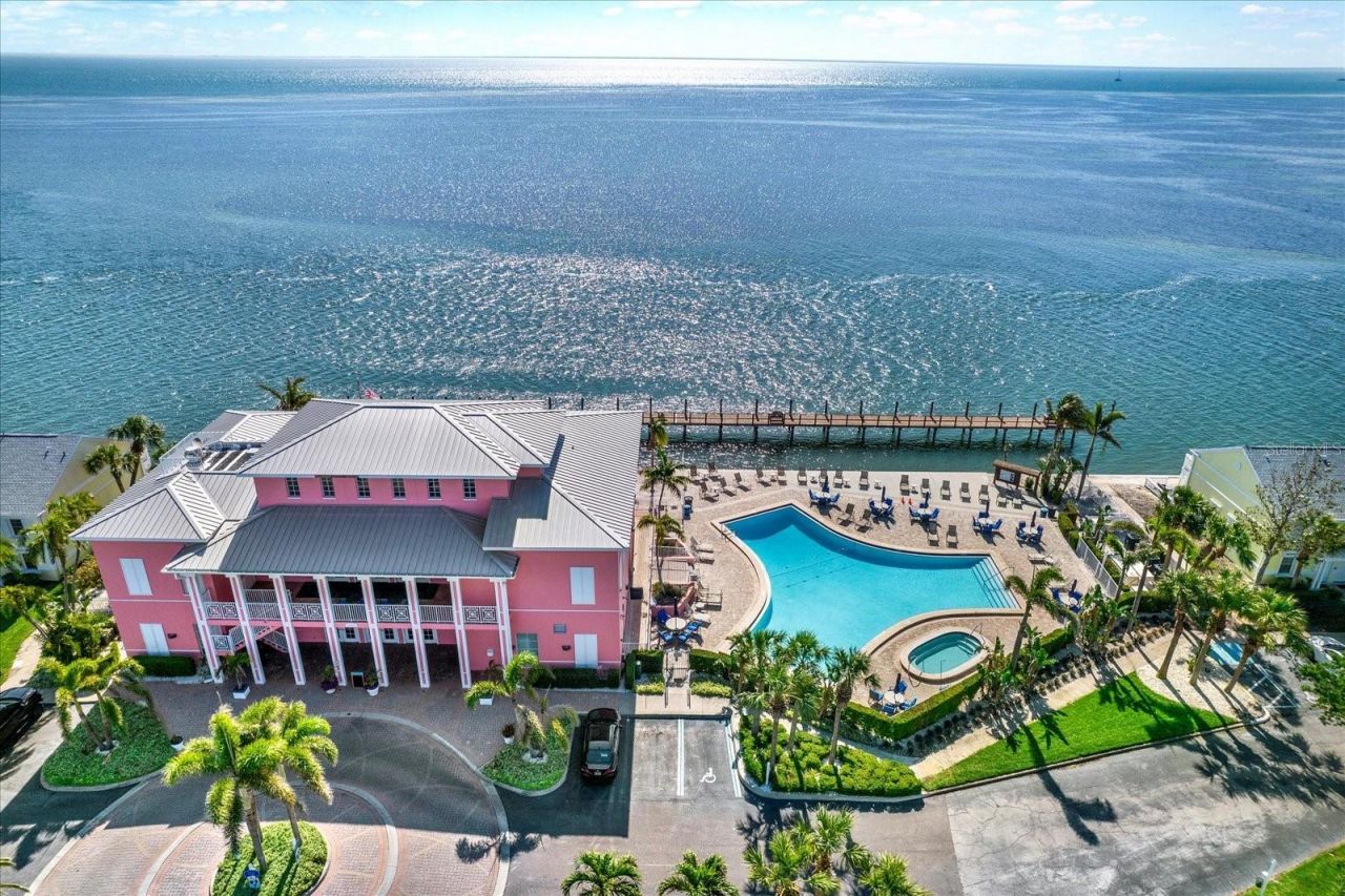 5005 Coquina Key Drive Se, Unit E, Saint Petersburg, FL 33705 Photo