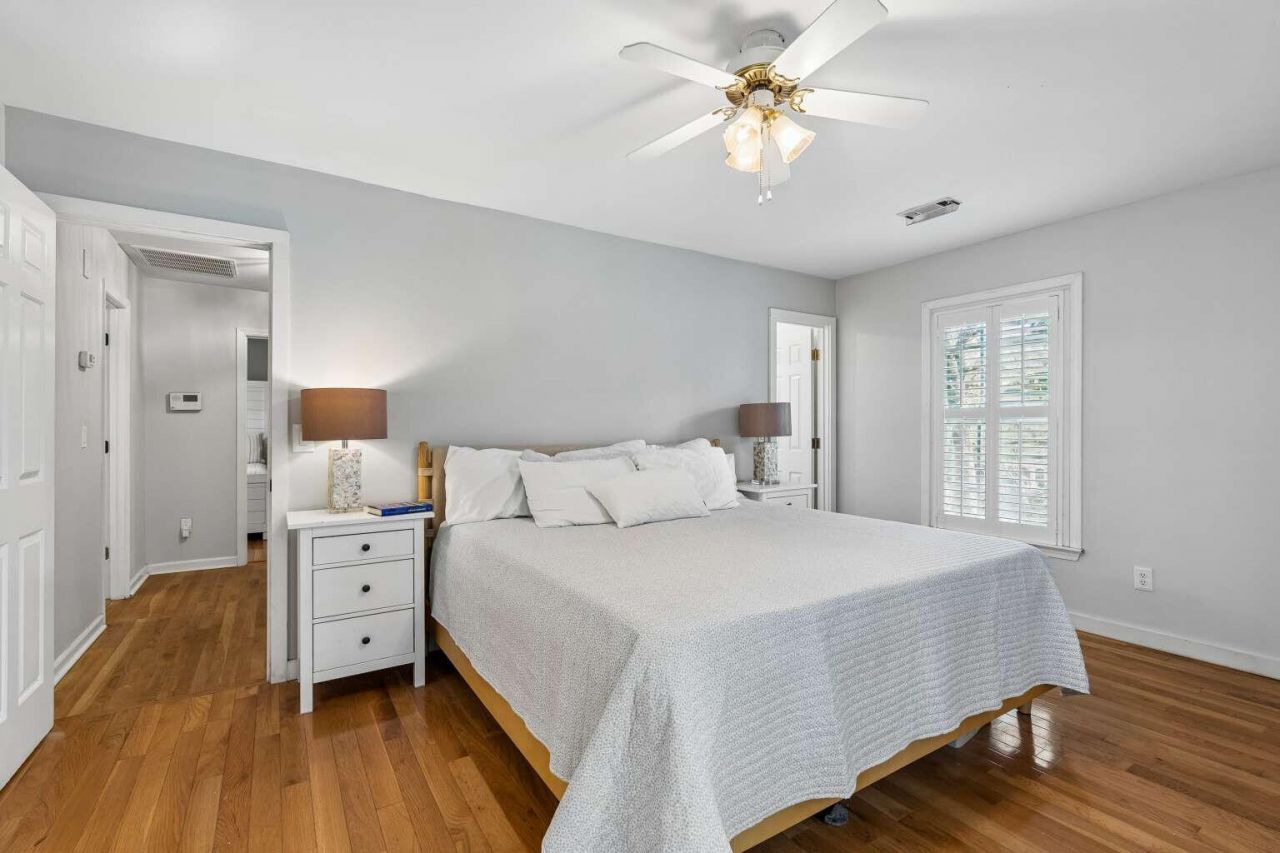 753 Milldenhall Road Photo 11