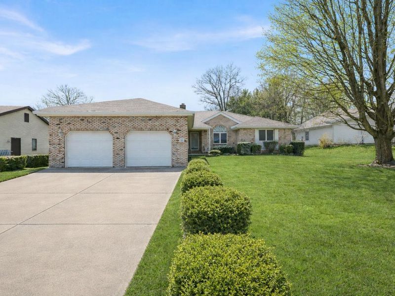 111 East Glen Drive, Bellefontaine, OH 43311 Photo 1