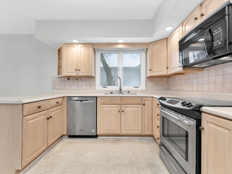 111 East Glen Drive, Bellefontaine, OH 43311 Photo 13