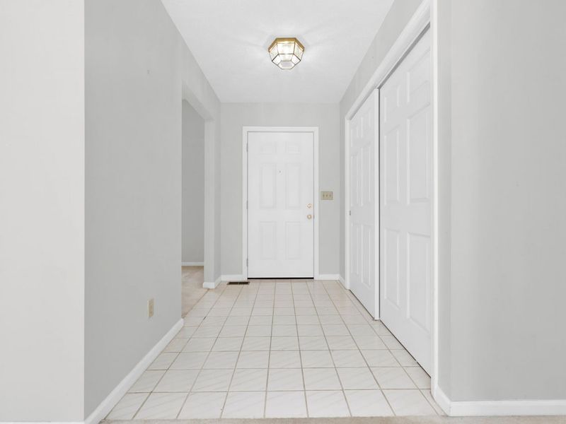 111 East Glen Drive, Bellefontaine, OH 43311 Photo 2