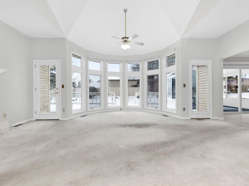 111 East Glen Drive, Bellefontaine, OH 43311 Photo 5