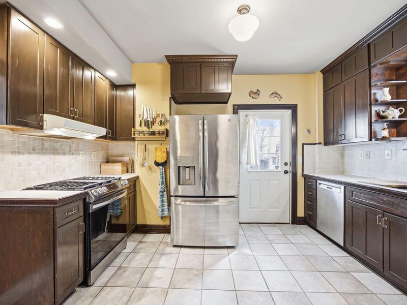 2604 N 4th Street, Columbus, OH 43202 Photo 18