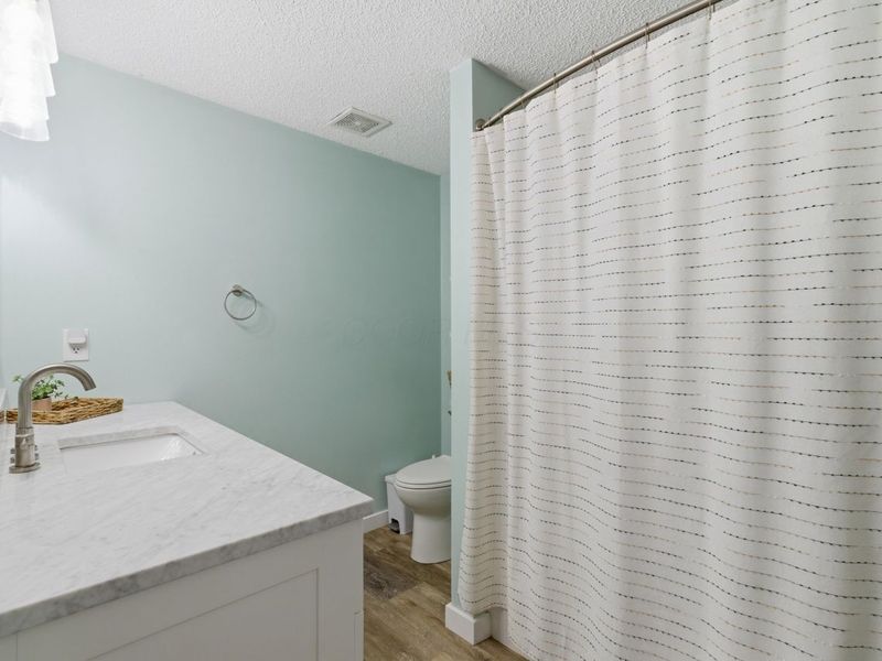 5639 Holyoke Lane , Columbus, OH 43231 Photo 27