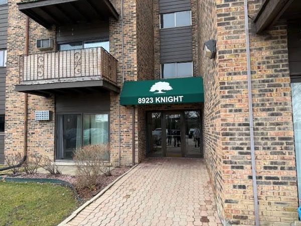8923 Knight Avenue , Unit 316, Des Plaines, IL 60016