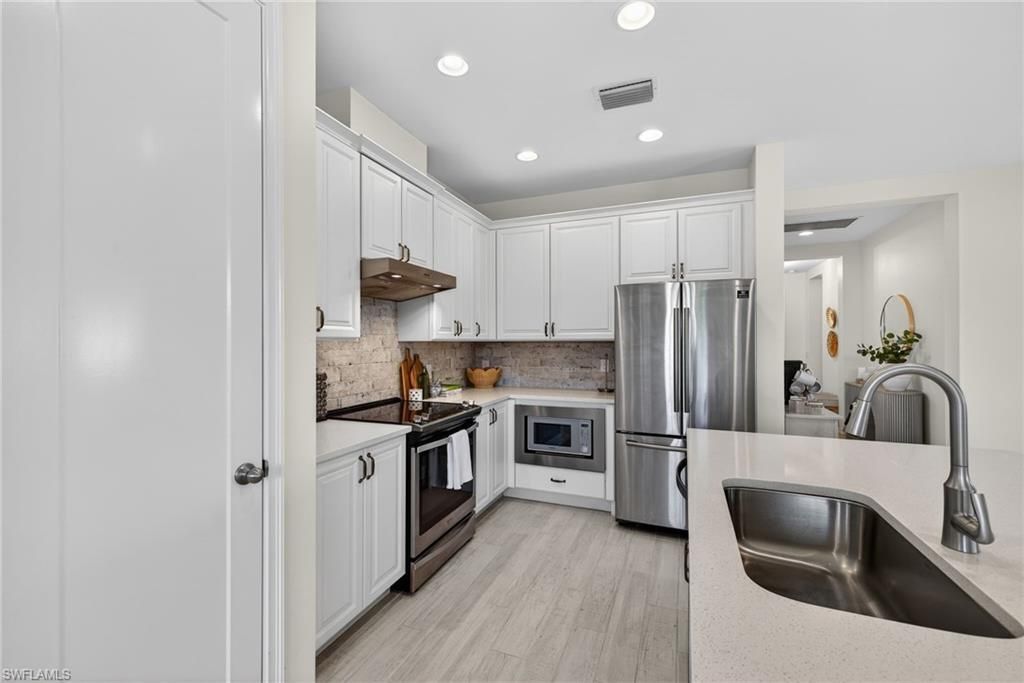 14520 Topsail Dr , Naples, FL 34114 Photo