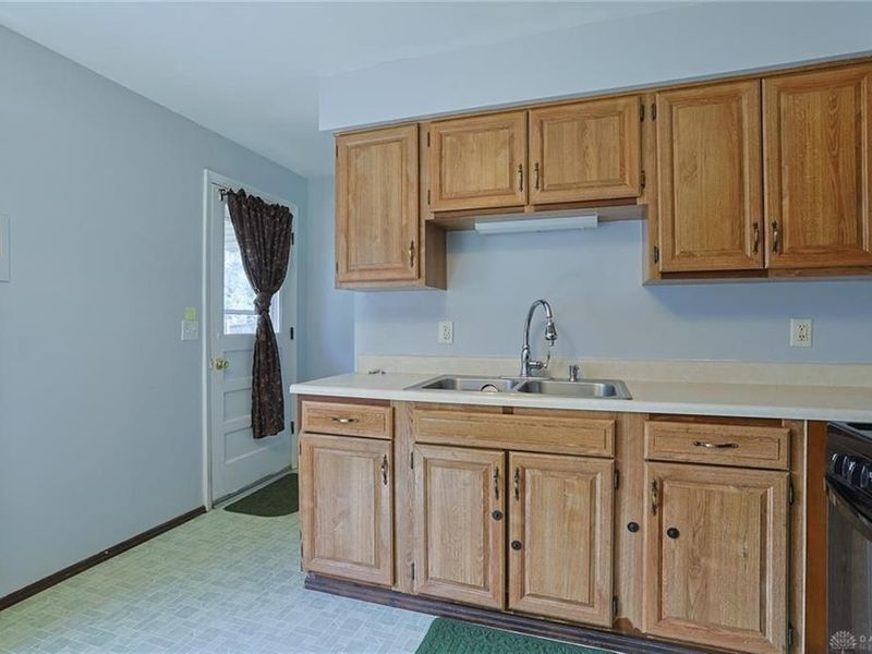 3217 Rockacres Court, Colerain Township, OH 45239 Photo 8