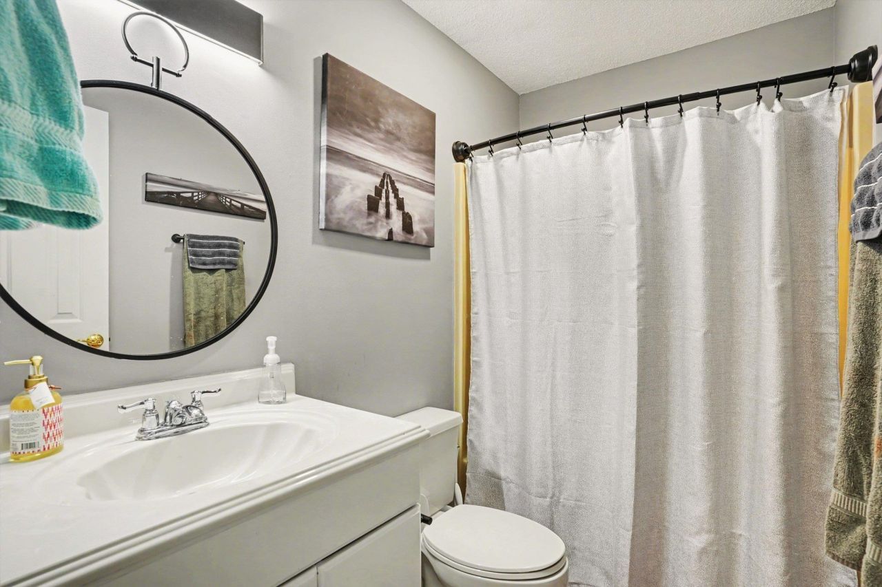 510 Fairwood Lakes Dr. Photo 16