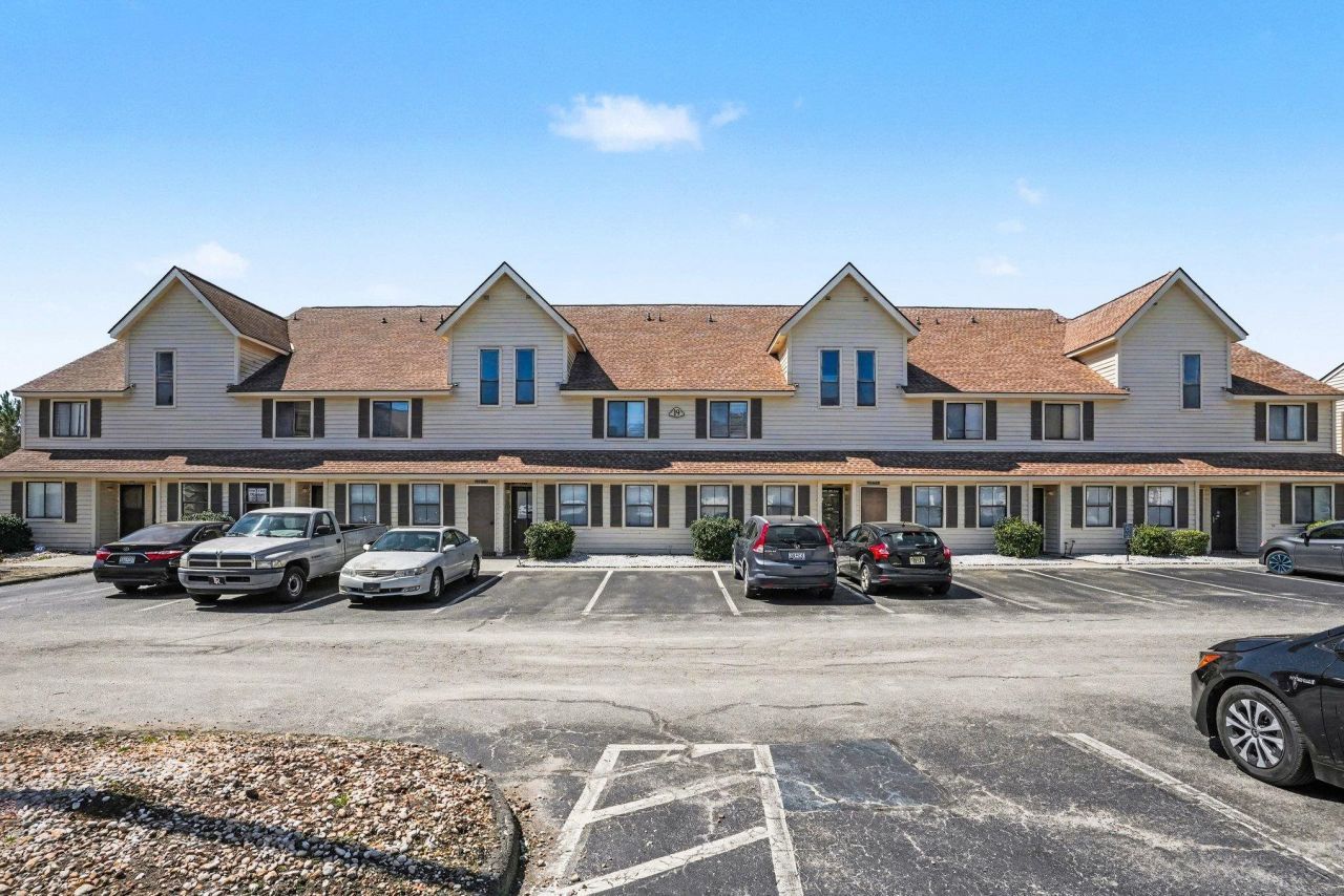 510 Fairwood Lakes Dr. Photo 2