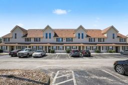 510 Fairwood Lakes Dr. photo 4