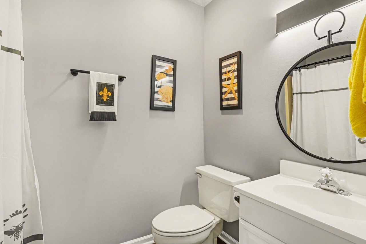 510 Fairwood Lakes Dr. Photo 22