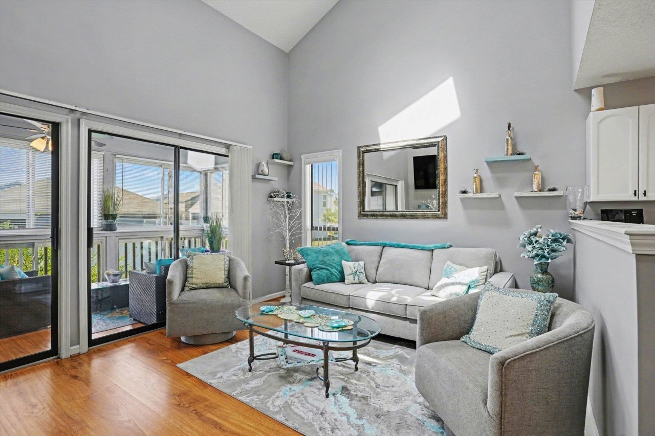 510 Fairwood Lakes Dr. Photo 3