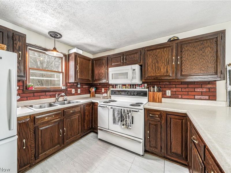 8511 Freedom Road, Windham, OH 44288 Photo 5