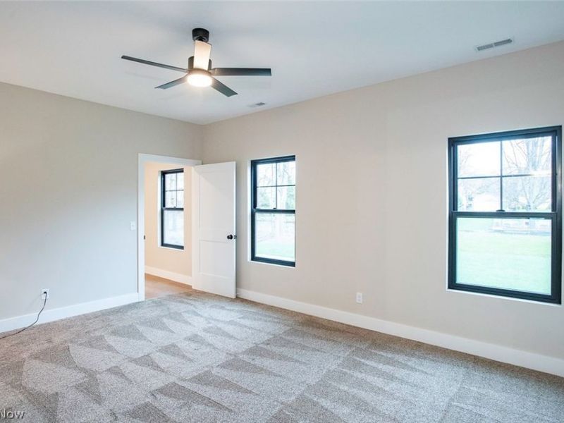 6755 Benedict Drive, Middleburg Heights, OH 44130 Photo 12