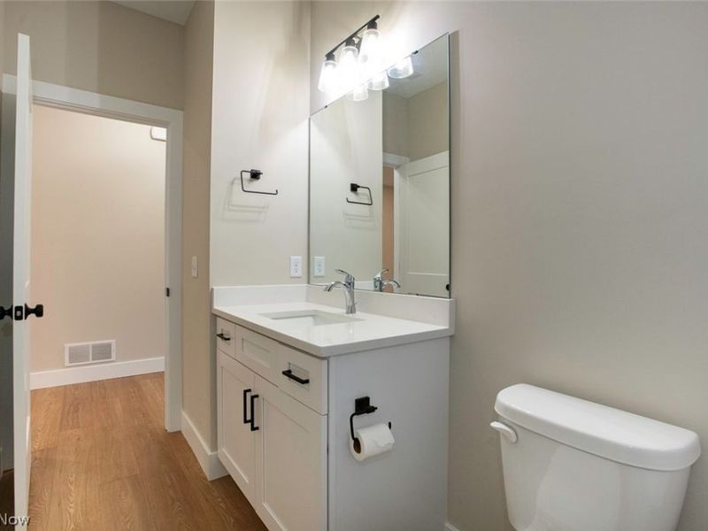 6755 Benedict Drive, Middleburg Heights, OH 44130 Photo 21