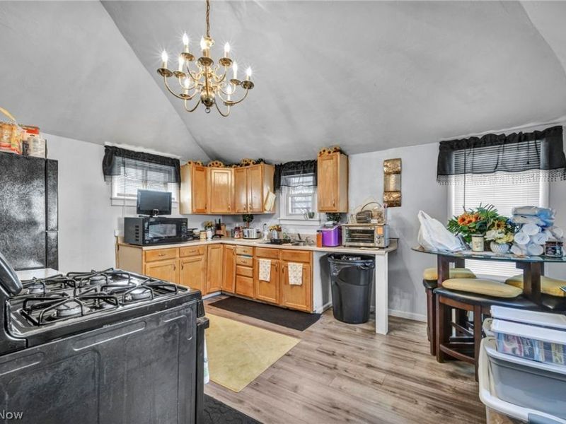 3606 E 54th Street, Cleveland, OH 44105 Photo 19