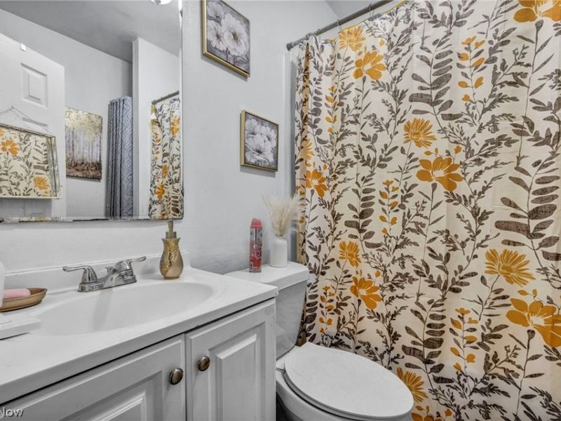 3606 E 54th Street, Cleveland, OH 44105 Photo 9