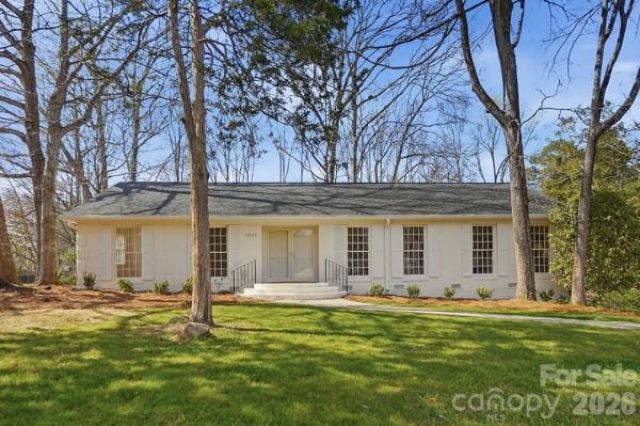 2001 Knickerbocker Drive, Charlotte, NC 28212 Main Photo