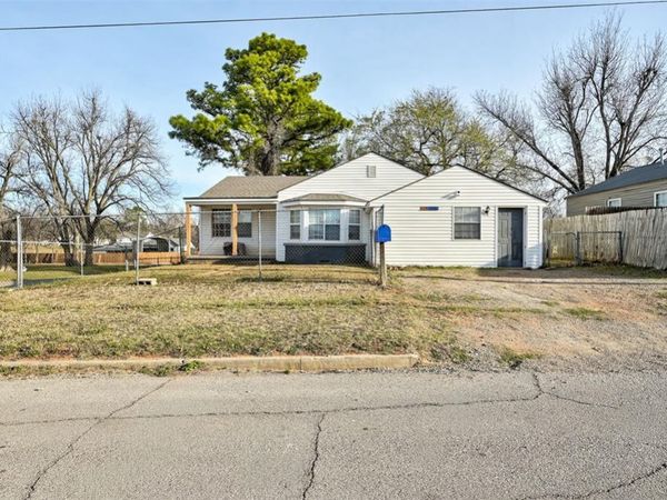 928 W Washington Avenue, Chickasha, OK 73018