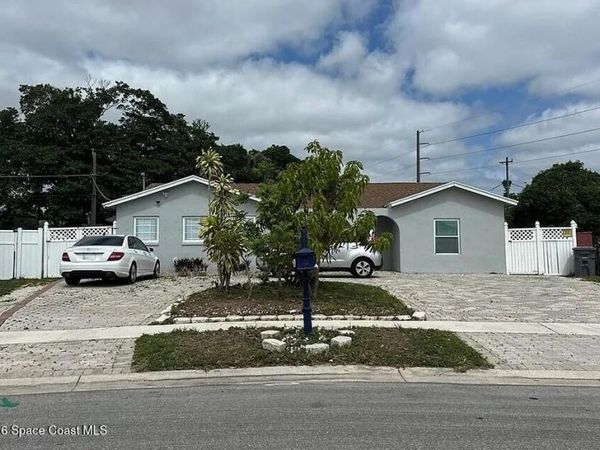 22035 SW 58th Avenue , Boca Raton, FL 33428