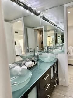 4657 S Fountains Dr Drive S, Unit 207, Lake Worth, FL 33467 Photo